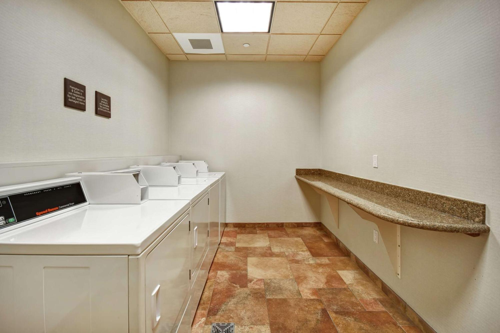 Hampton Inn & Suites Salt Lake City-West Jordan Bagian luar foto